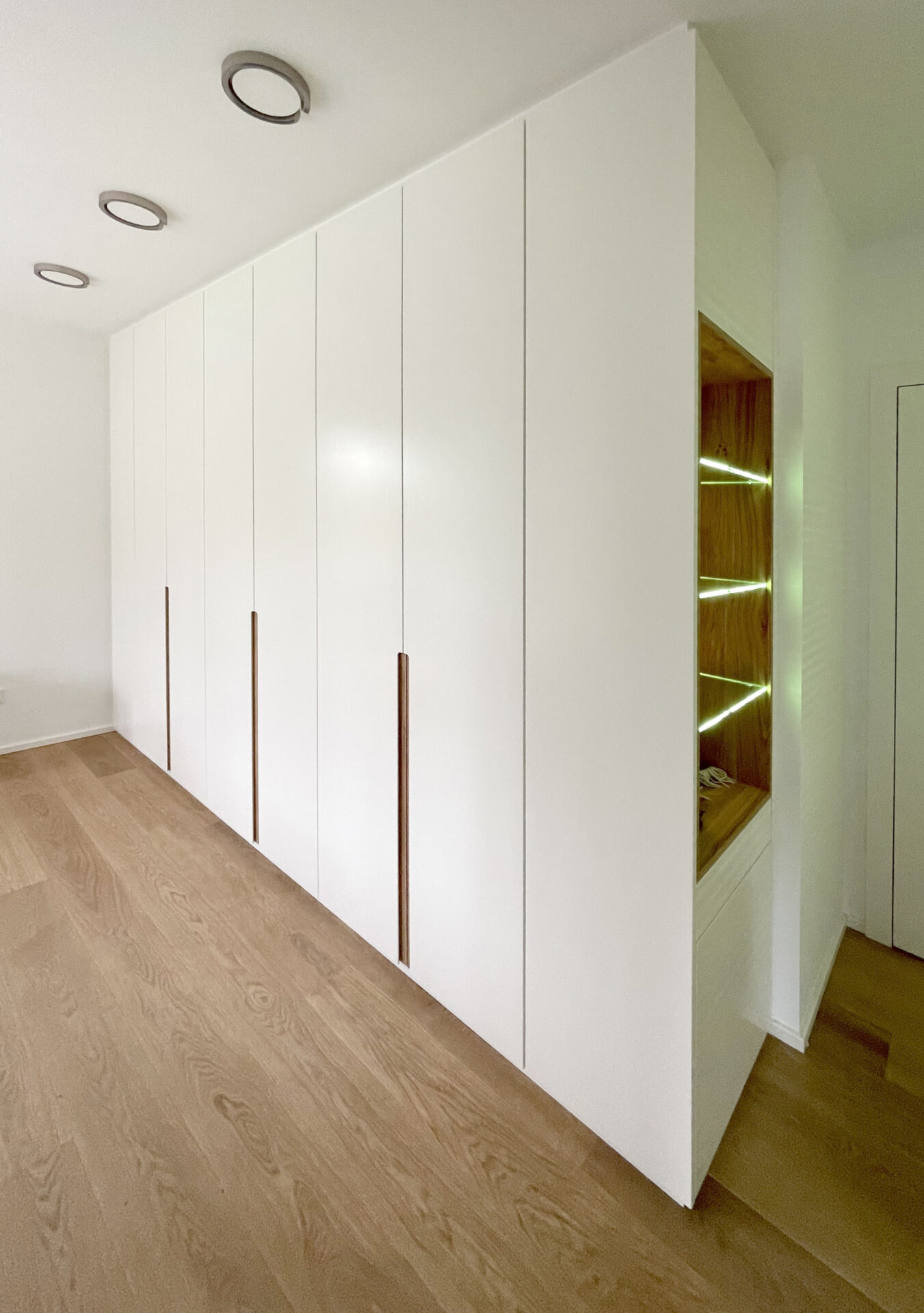 Schreinergefertigte Ankleide Einbauschrank