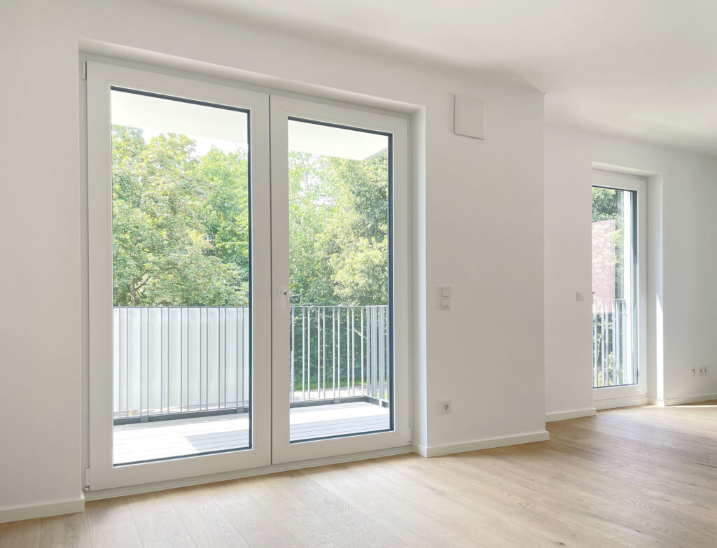 Wohn- und Essbereich einer Neubau-Wohnung von DOMINO Bau am Christoph-von-Gluck-Platz in München-Milbertshofen