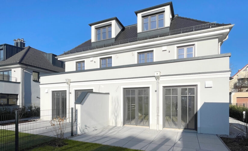 Neubau eines Doppelhauses mit Garten