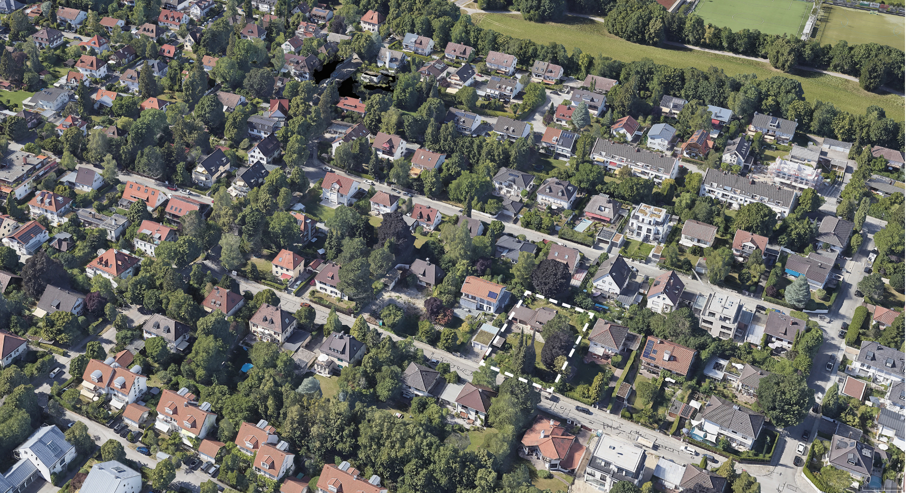 Drohnenaufnahme von Häusern in München