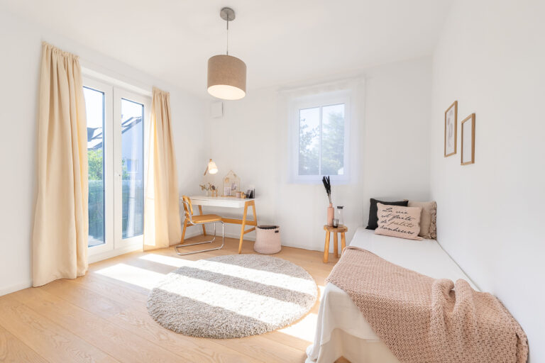 THA32 | Kind Foto eines Kinderzimmers in einem Neubau Mehrfamilienhauses mit fünf Wohnungen und Tiefgarage von DOMINO Bau in der Thaddäus-Eck-Straße in München-Obermenzing