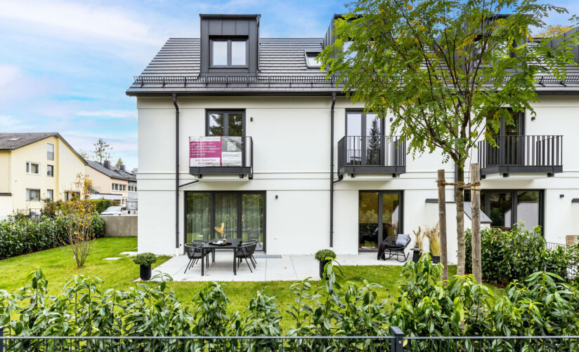 Außenansicht Terrasse Stadthaus Neubau in Pasing